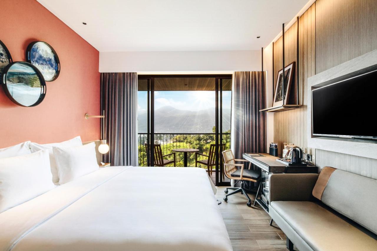 The Botanica Sanctuary Hotel Puncak Exterior photo Deluxe Room