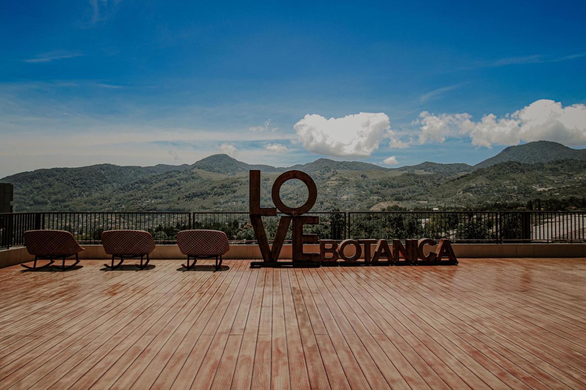 The Botanica Sanctuary Hotel Puncak Exterior photo View of the Sierra Madre from the 10th floor of the hotel